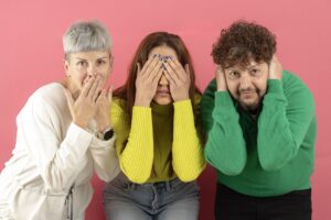 Psicología y legalidad: protección de datos, secreto profesional, consentimiento informado, y gestión de casos de padres separados